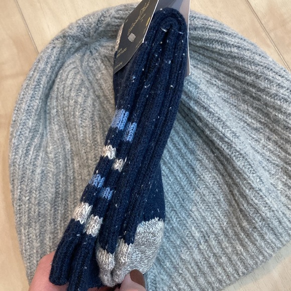 H&M Lambs Wool Hat & bonus boot socks - Picture 16 of 16